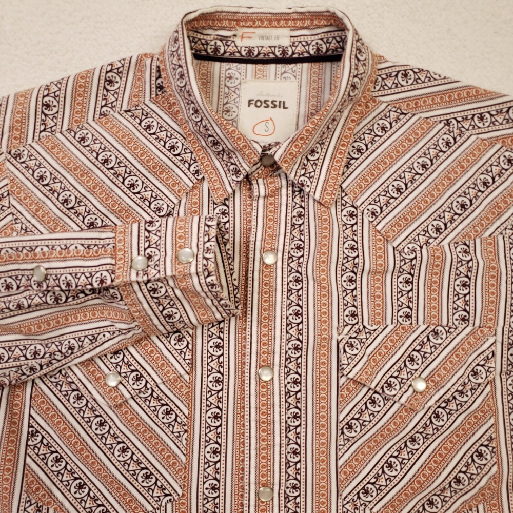 Fossil Pearl Snap Shirt Mens Small Orange Western Vintage Fit Geometric Stripe